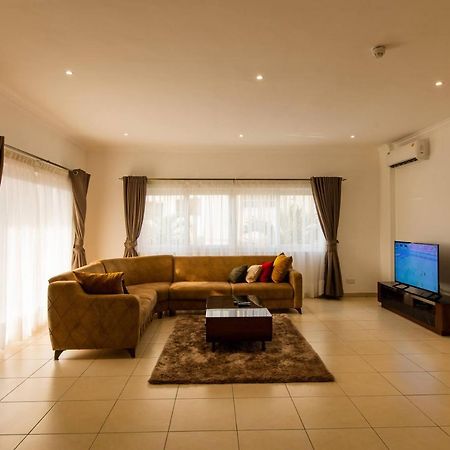 Accra Fine Suites - Holi Flats Airport Residential Exterior photo